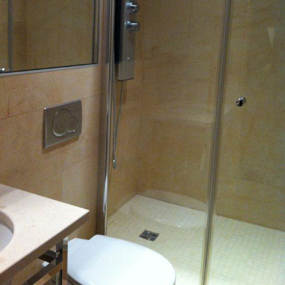 installation douche à l'italienne société BAIN ET CHAUFFAGE